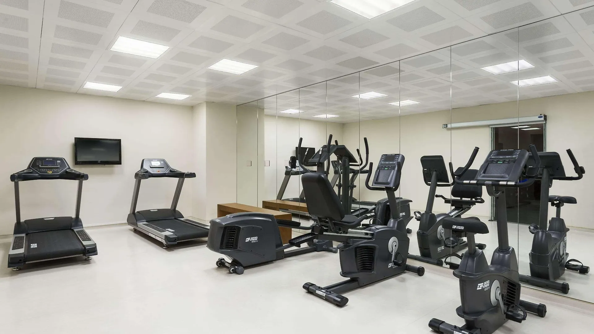 Hotel Ramada Encore By Wyndham Izmir