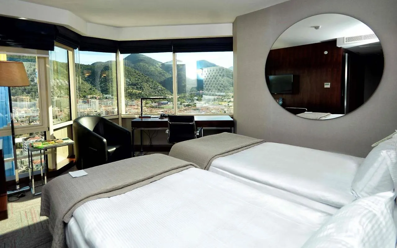 Ramada Encore By Wyndham Izmir Hotel