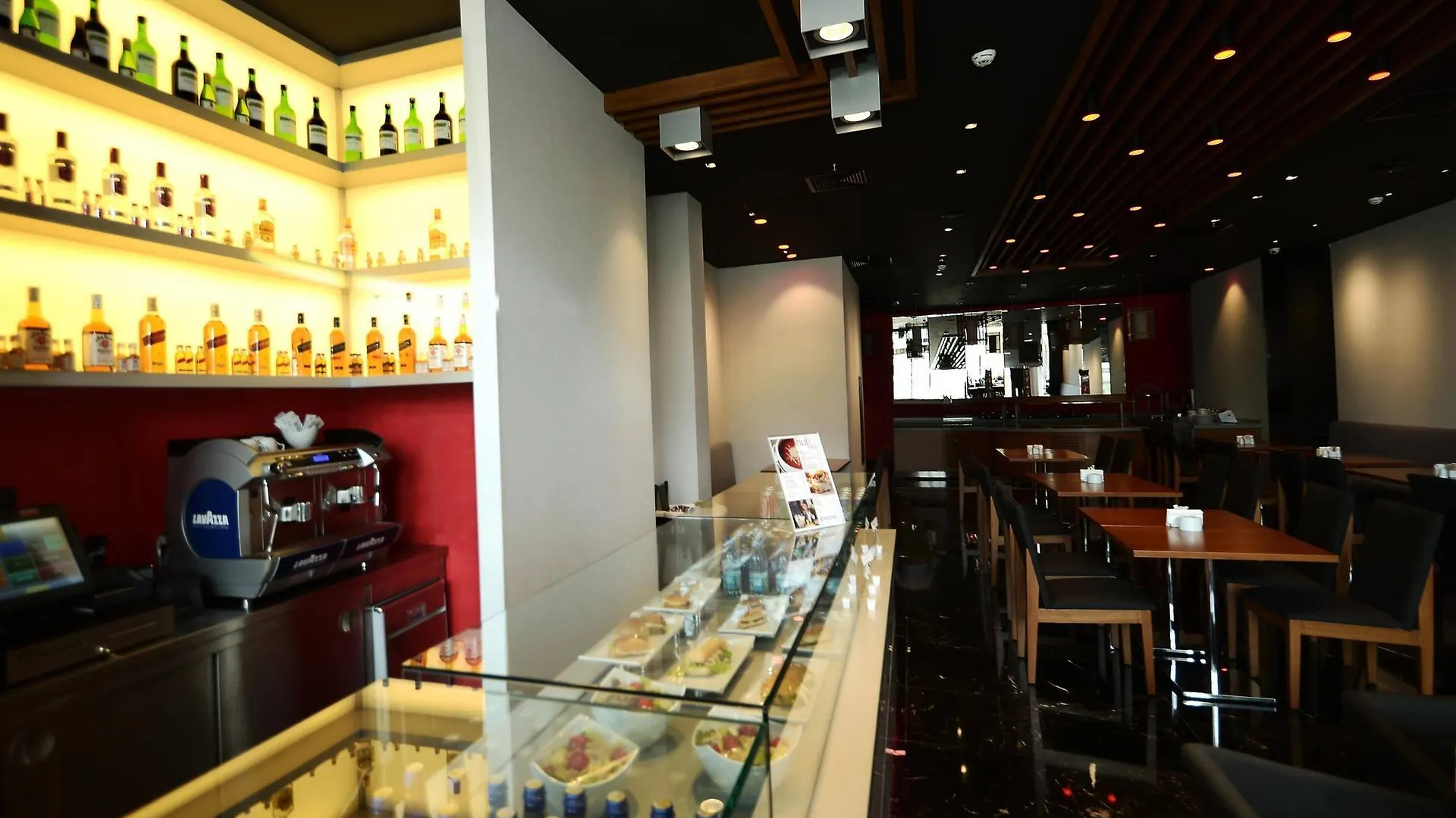 Ramada Encore By Wyndham Izmir Hotel