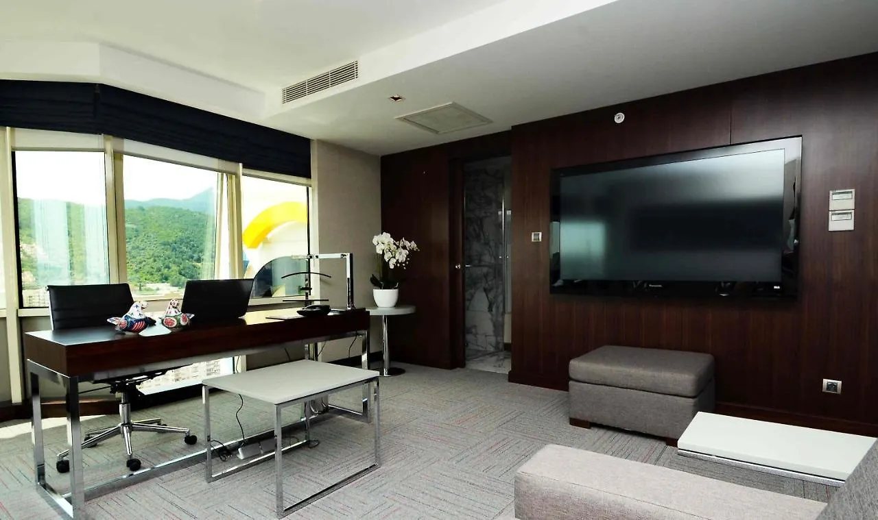 Ramada Encore By Wyndham Izmir